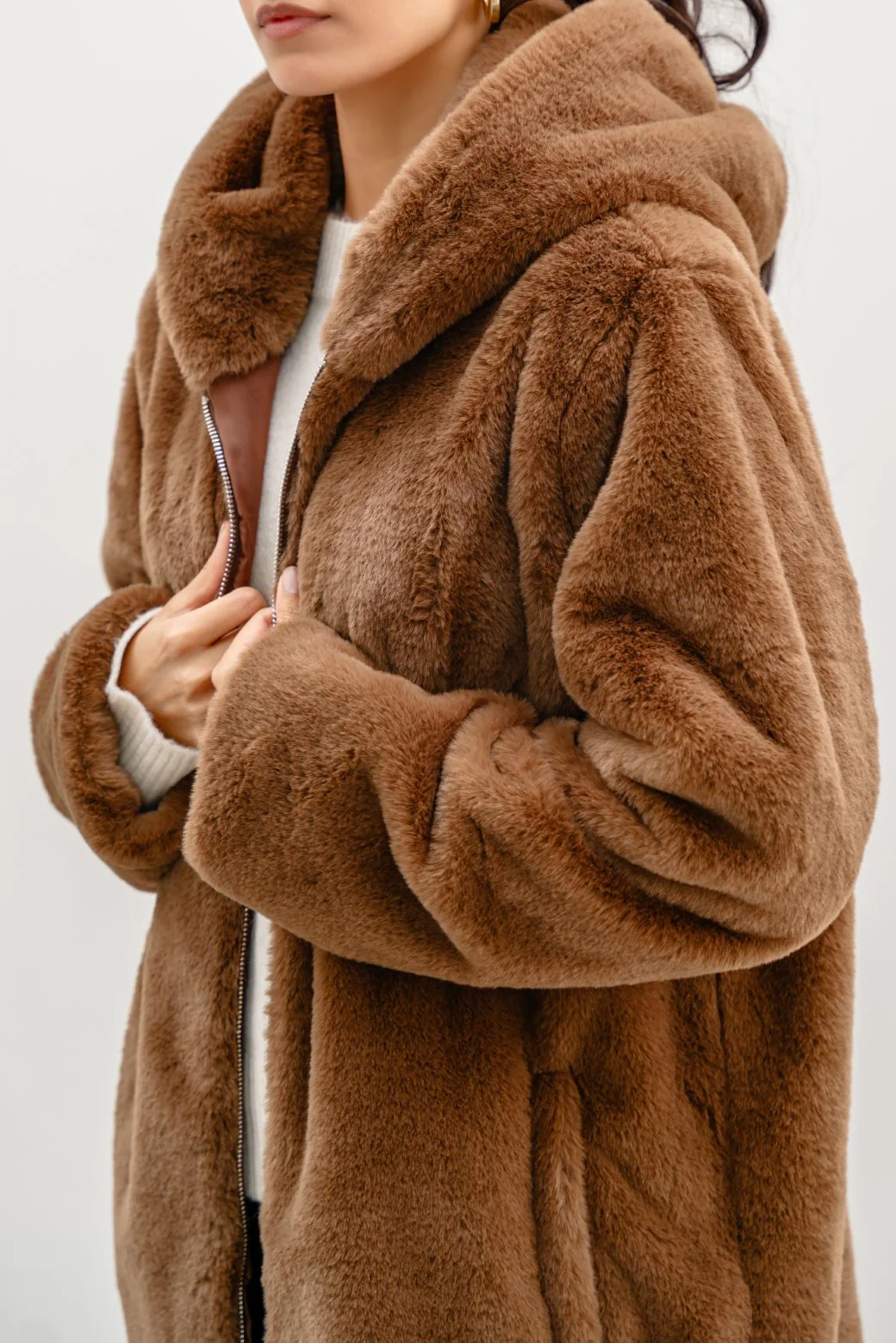 YBSWWT0001-BROWN-LONG-FUR-JACKET-8e6341_4