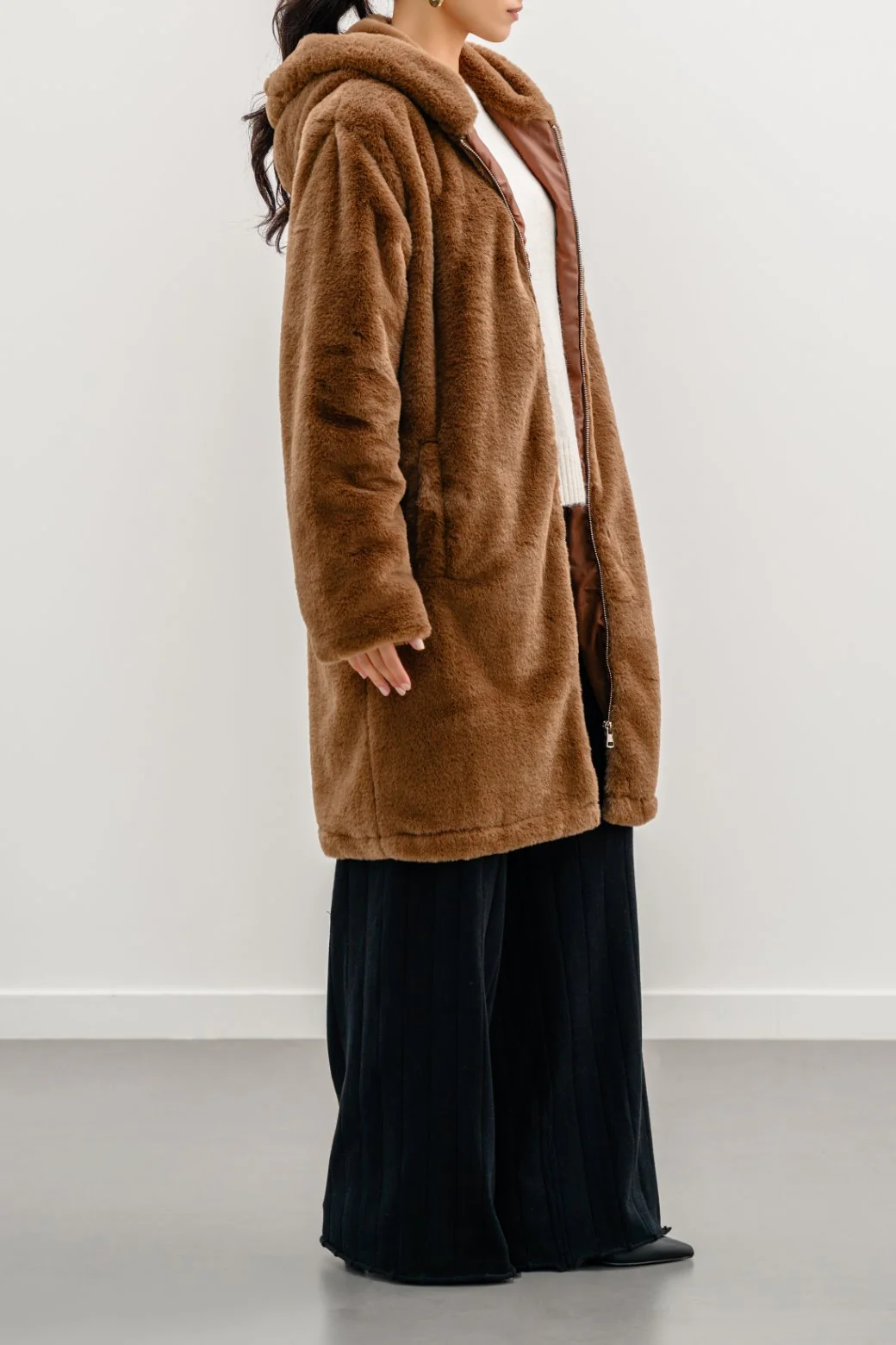 YBSWWT0001-BROWN-LONG-FUR-JACKET-8e6341_6