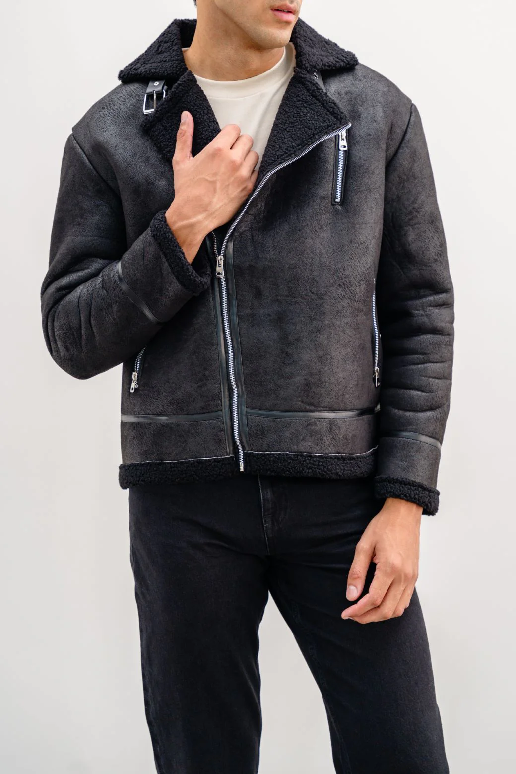 MAW24TP043-BLACK-ASYMMETRIC-FAUX-SUEDE-JACKET-000000_5